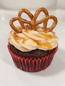 Salted Caramel Pretzel Cupcake